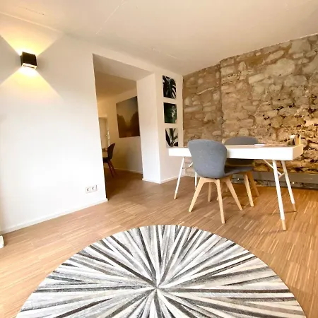 Modern 1br - City Center W Panoramic View Apartment *